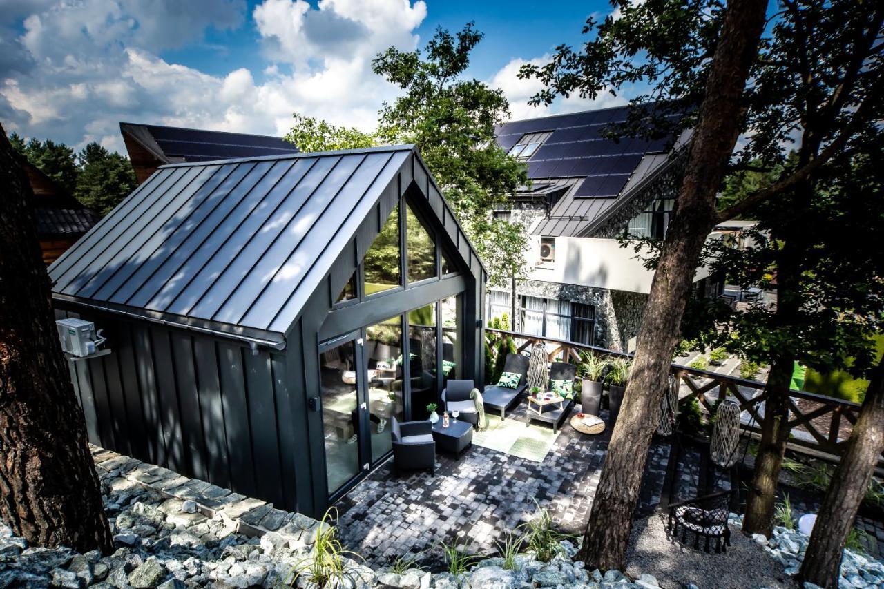 Hotel Bacowka & Radawa